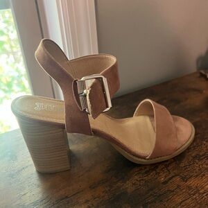 Brash Tan Sandals
